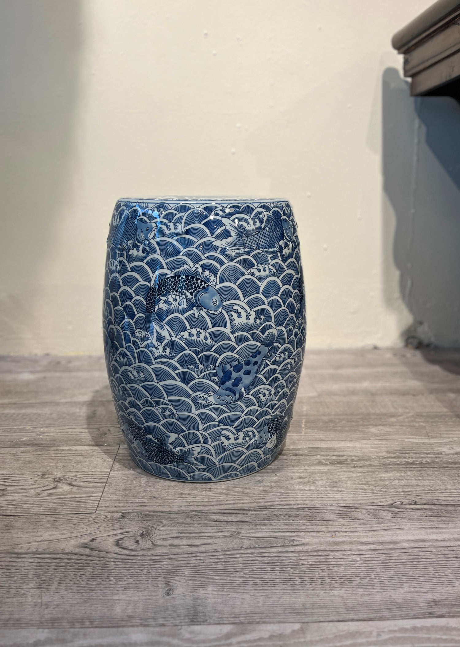 Garden Stool i blå med hvit mønster