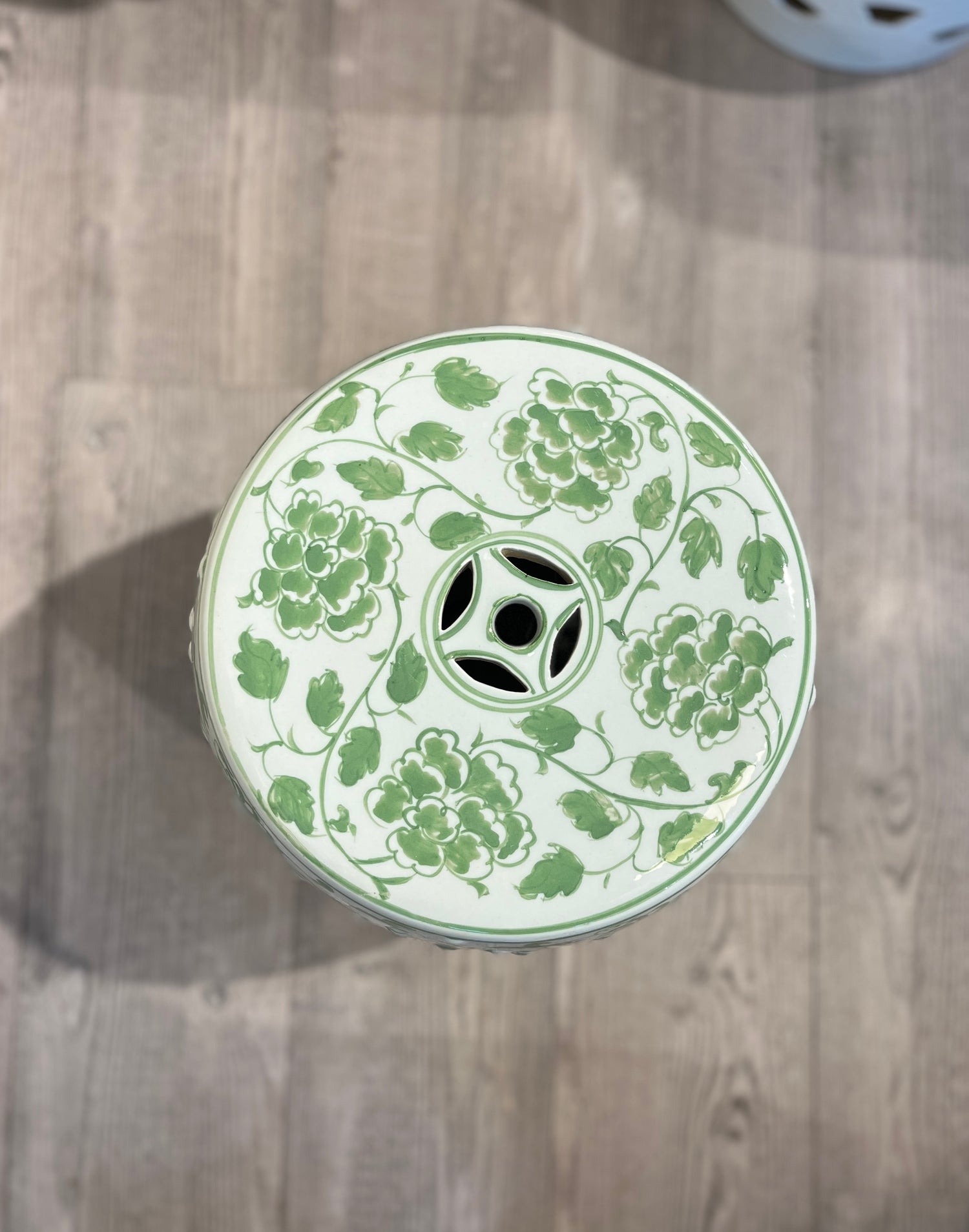 Garden Stool i hvit med grønt