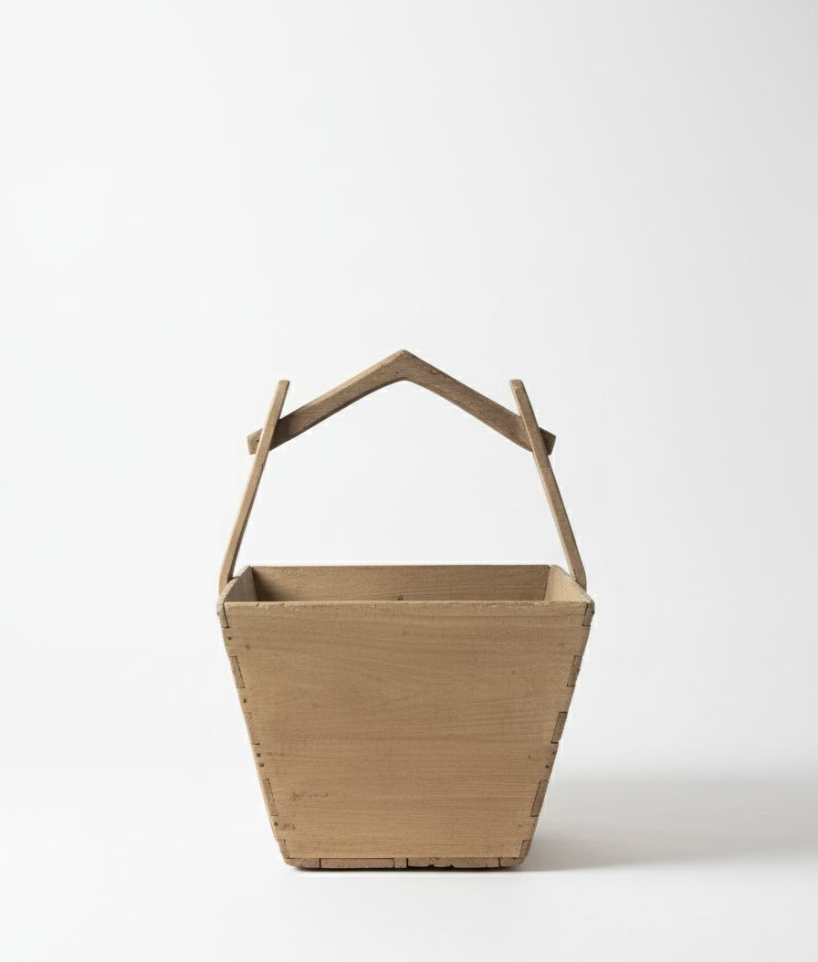 Gammel risbøtte i tre