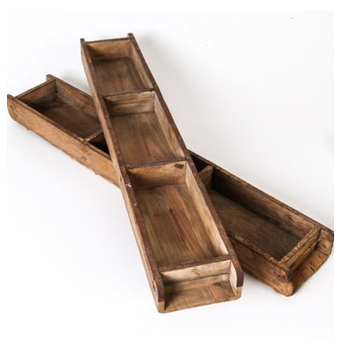 Trehylle med tre rom