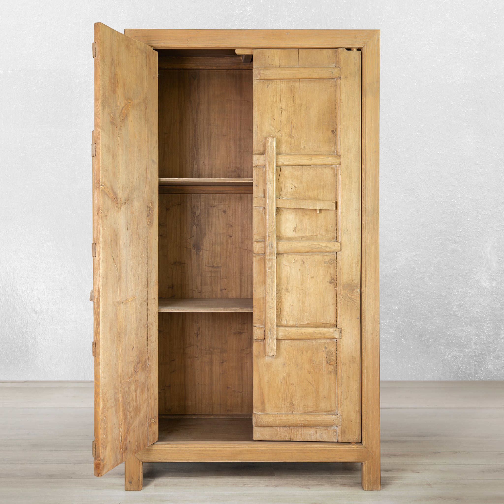 Skap - Reclaimed Wood