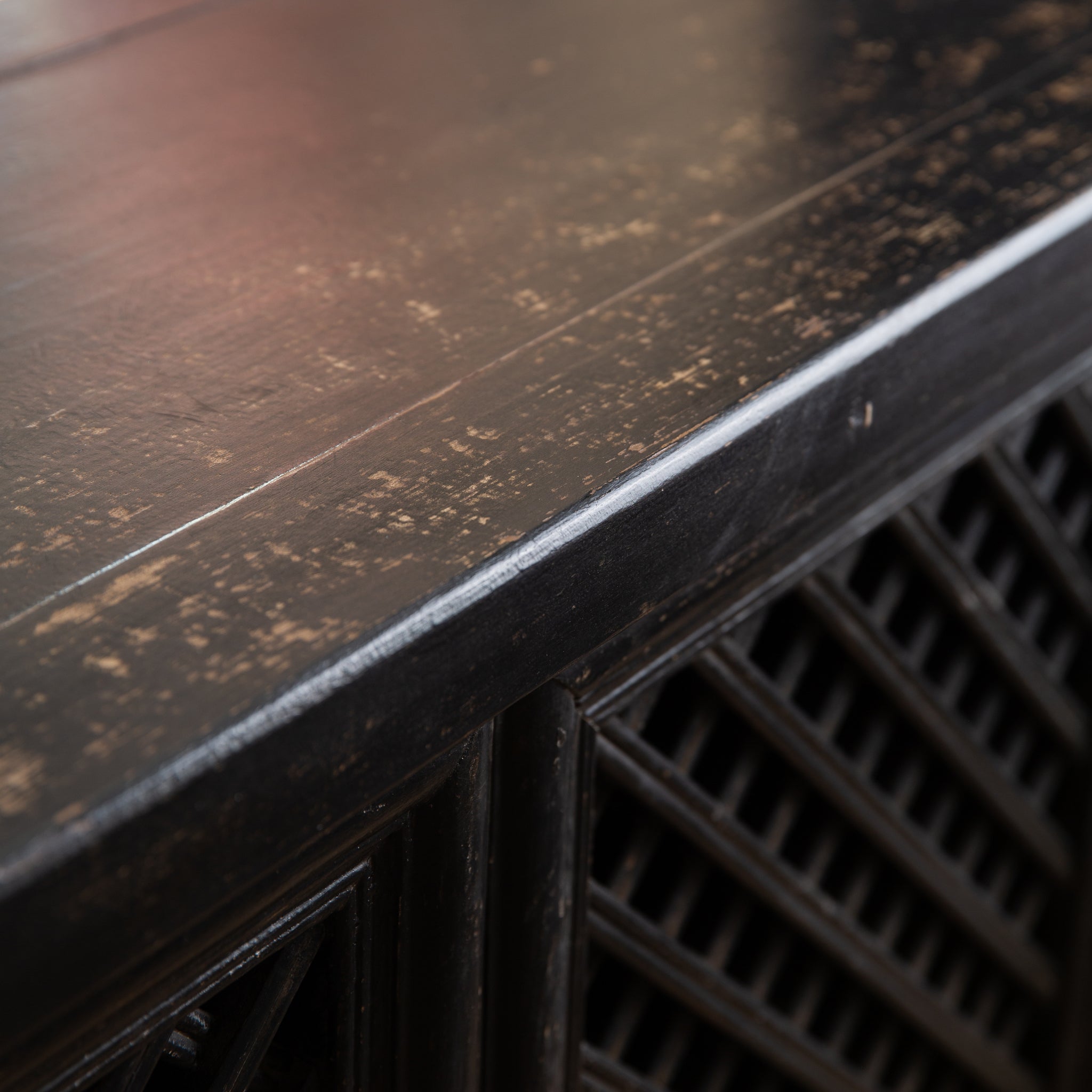 Skjenk - Distressed Reclaimed Wood